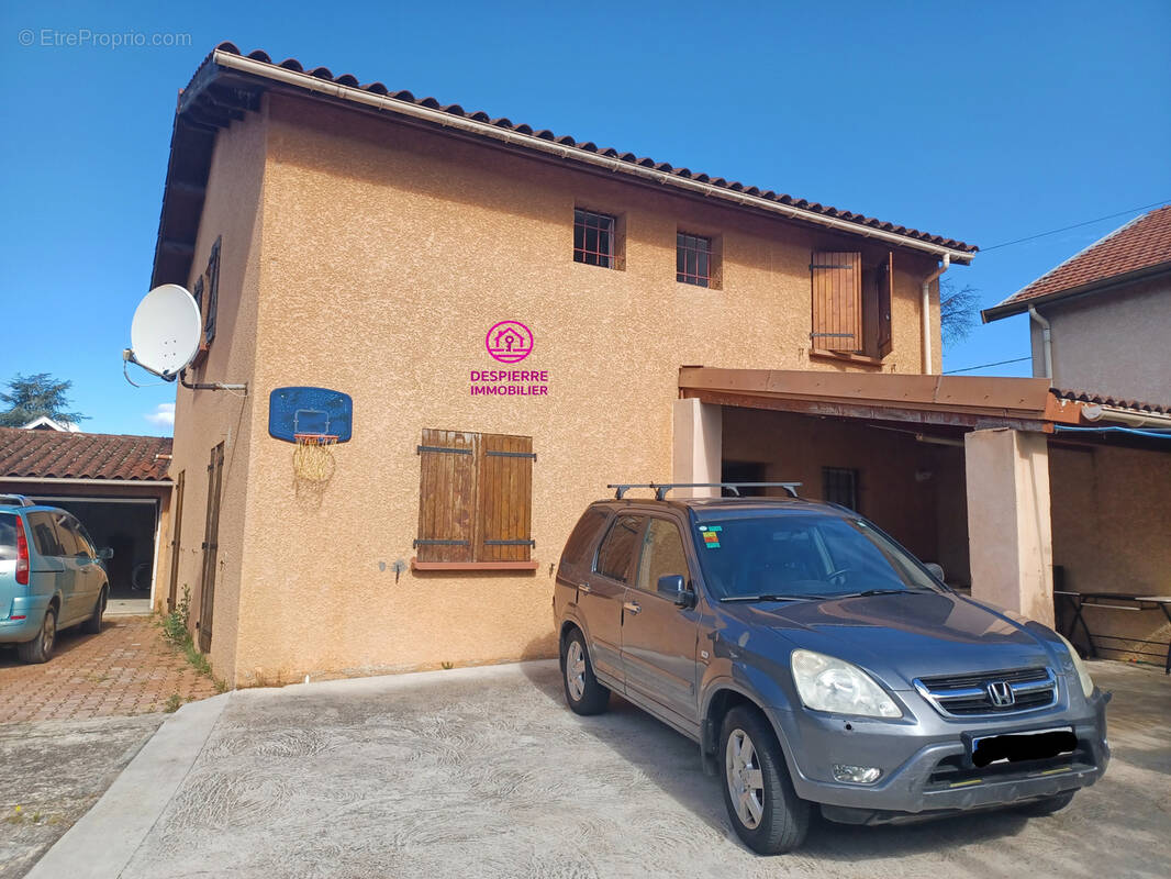 Maison à ROUSSILLON