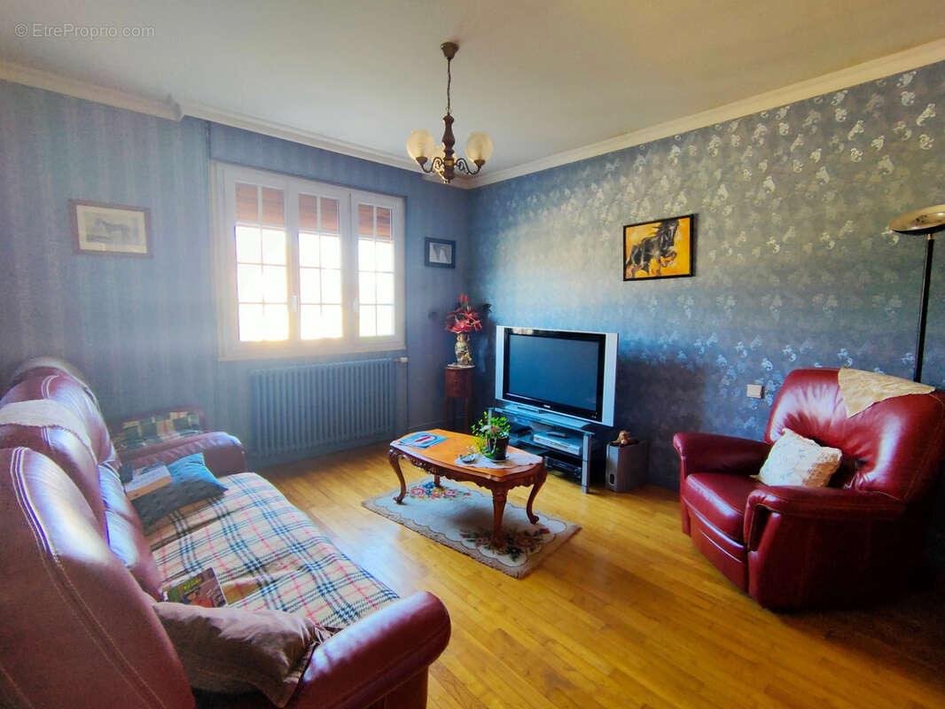 Maison à VILLERS-COTTERETS