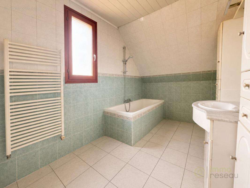 Maison 80 m² à Bailly  - photo 8
