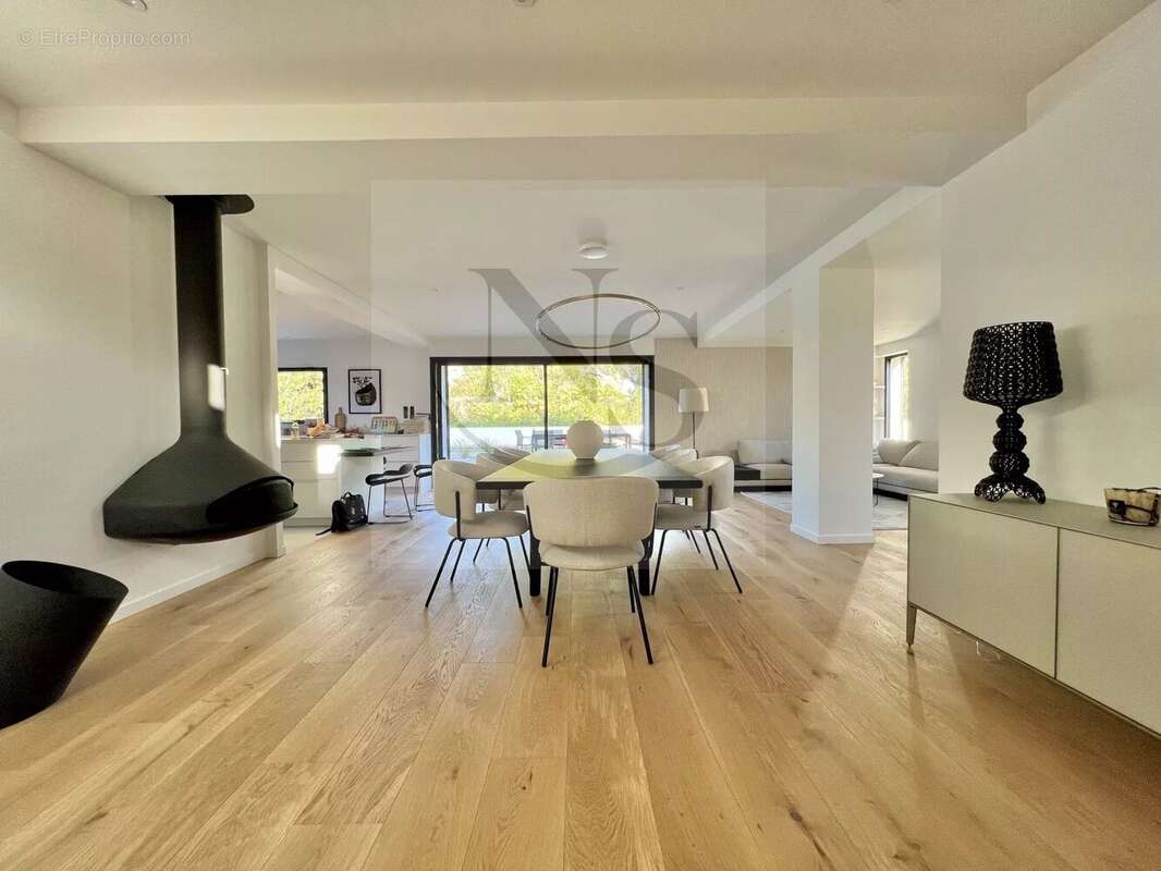 Maison à AIX-EN-PROVENCE