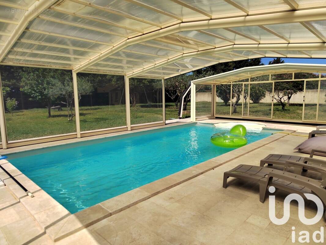 Photo 1 - Maison à CAMARET-SUR-AIGUES