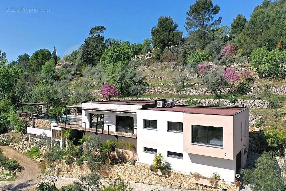 Maison à FAYENCE