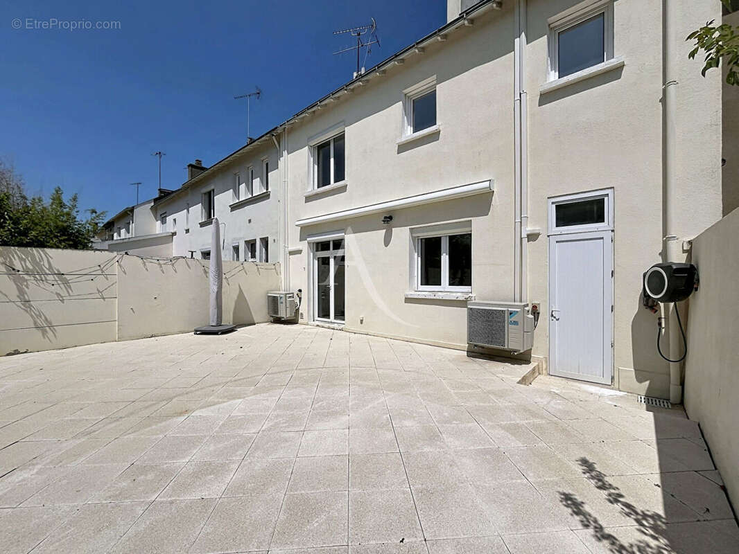 Dans l'un des quartiers les plus recherchés de Cholet - photo 11