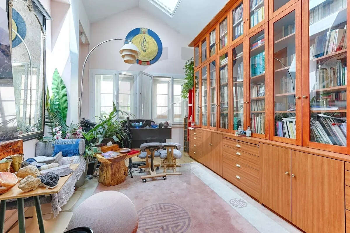 Appartement à PARIS-2E