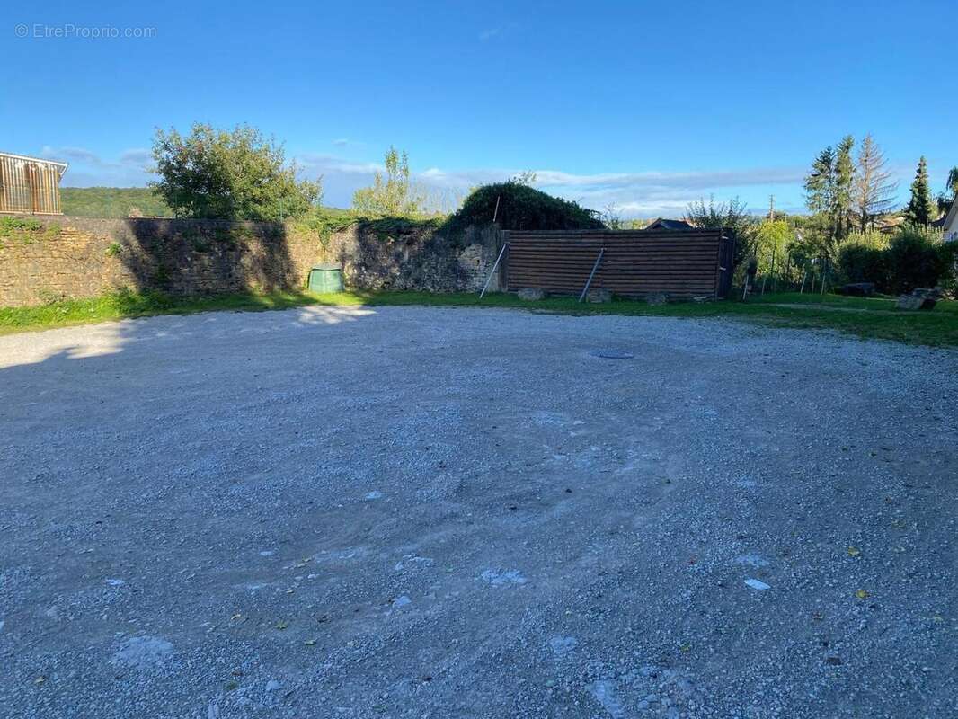 Photo 7 - Commerce à SAINT-THIEBAULT