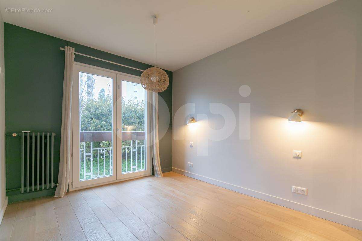 Appartement à NOGENT-SUR-MARNE