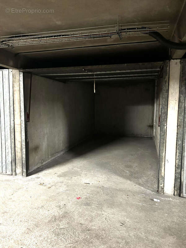Parking à LYON-2E