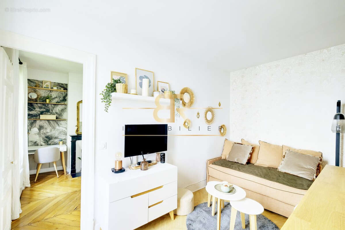Appartement à PARIS-15E