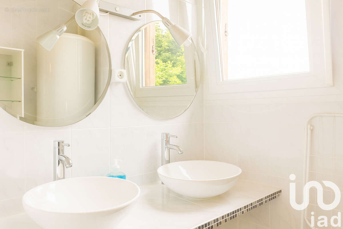 Photo 2 - Appartement à VITRY-SUR-SEINE