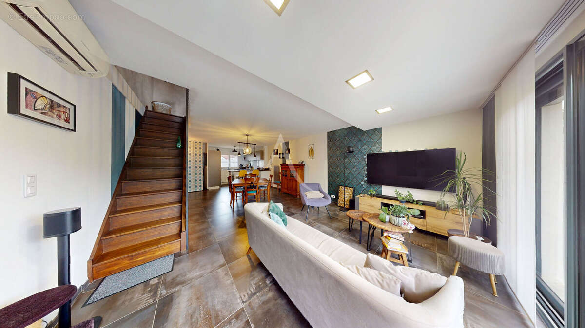 Maison à GRETZ-ARMAINVILLIERS