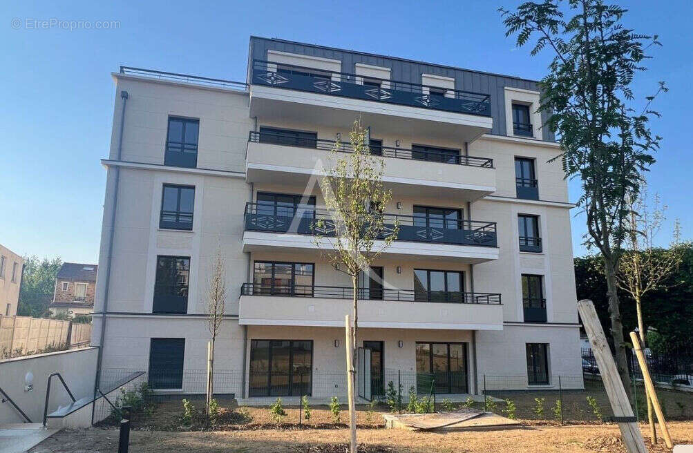 Appartement traversant de type 3 situé au Perreux-Sur-Marne - photo 3