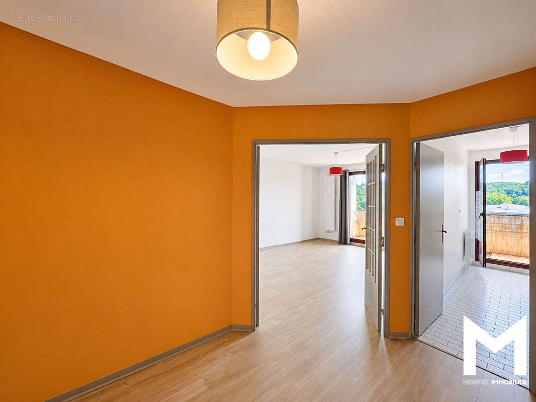 Périgueux hyper-centre superbe appartement t3 avec deux terrasses et garage double - photo 4