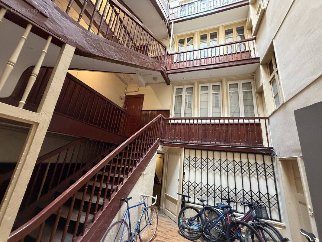 Photo 1 - Autre à BAYONNE