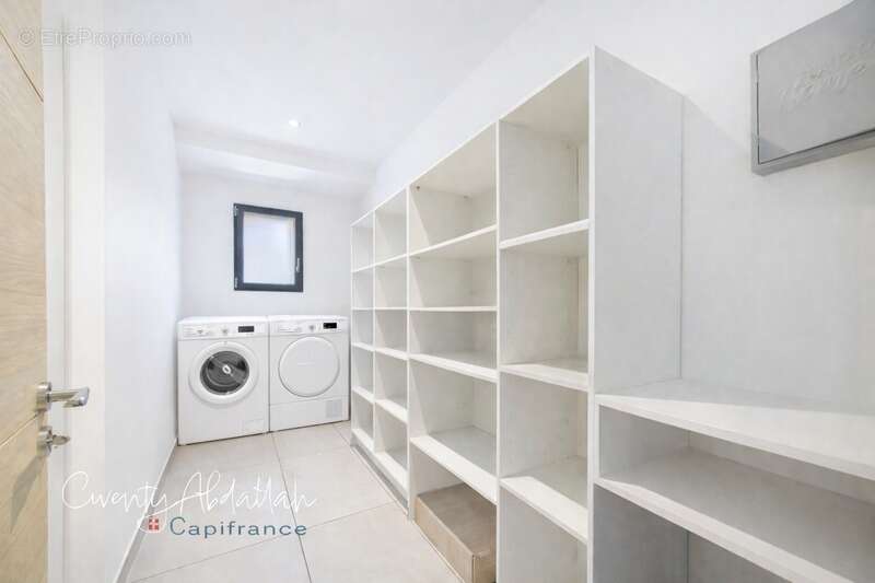 Maison à GILLY-SUR-ISERE