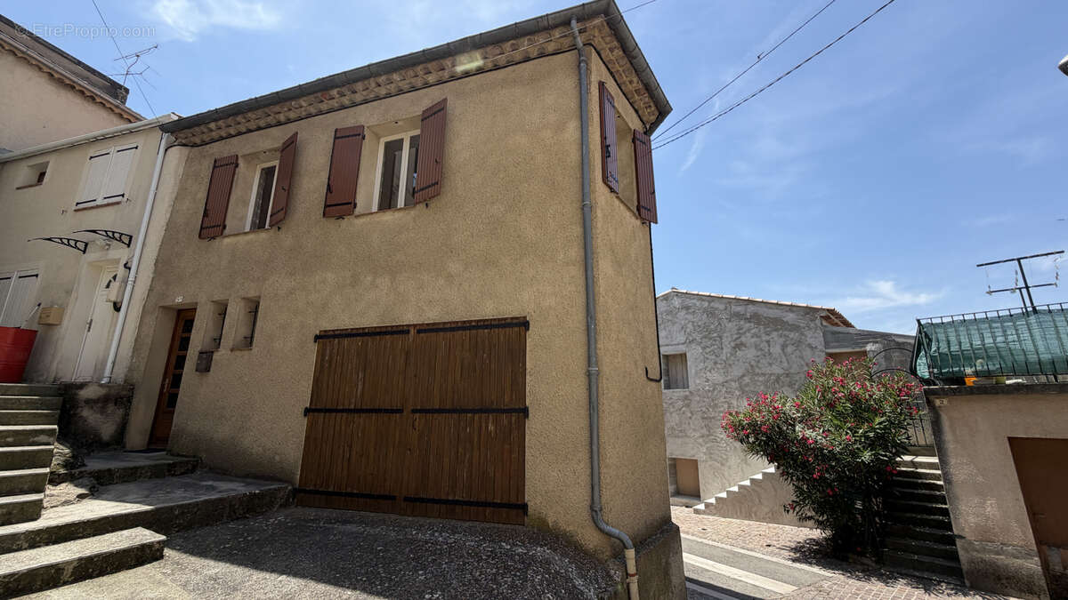 Maison à GREOUX-LES-BAINS