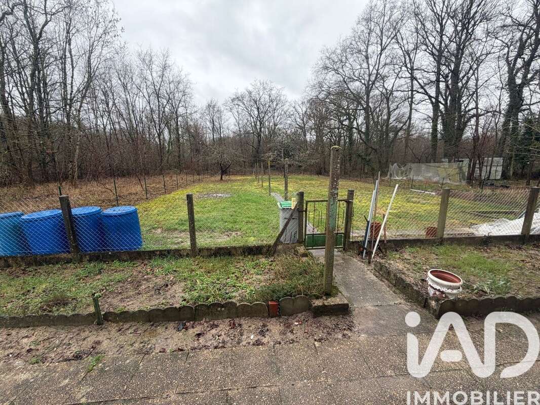 Photo 9 - Maison à SAINT-JEAN-DE-BRAYE