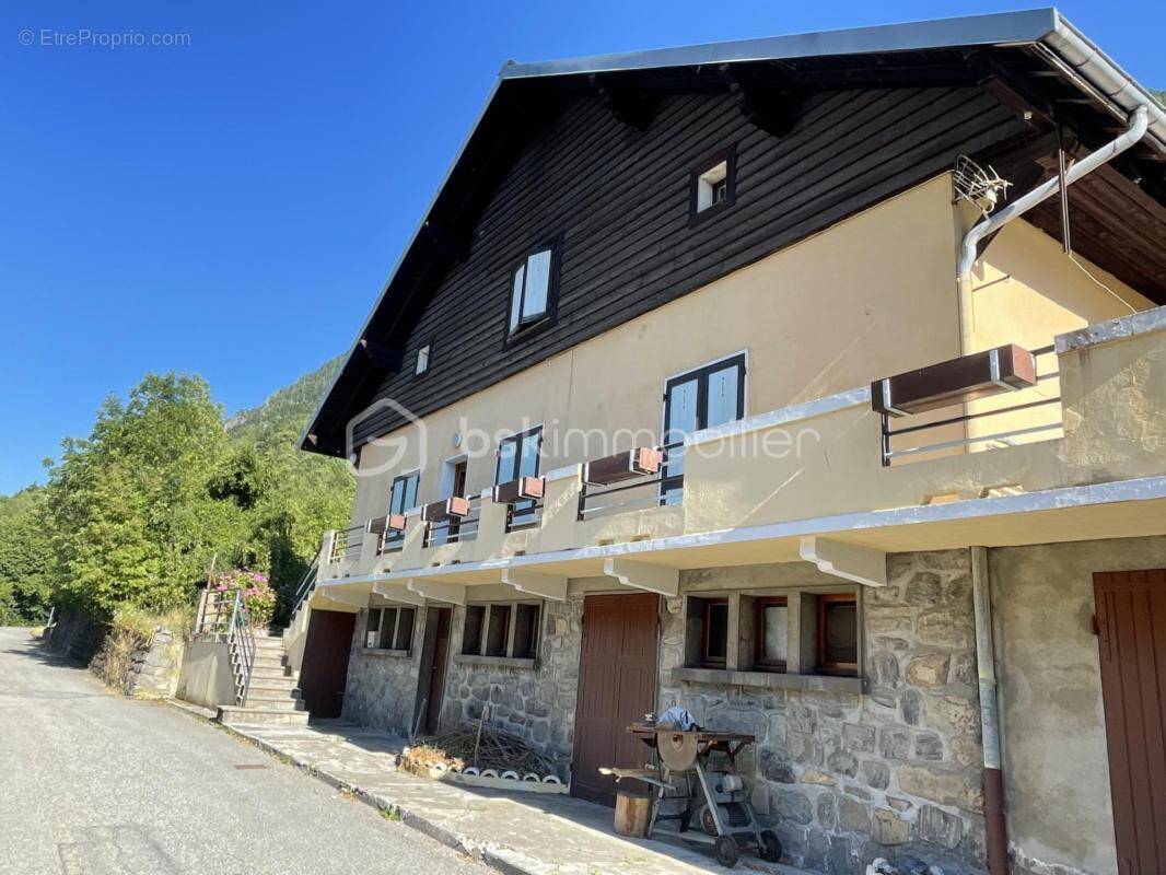 Maison à SAINT-MICHEL-DE-MAURIENNE