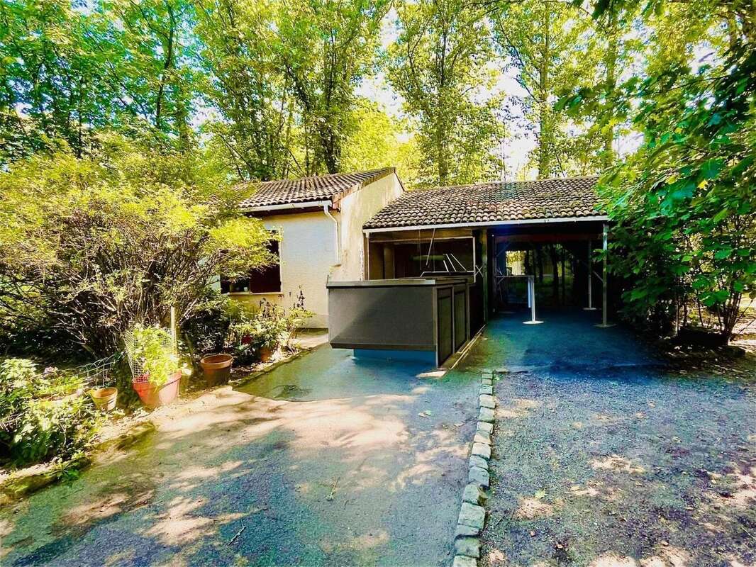 Photo 3 - Maison à SAINT-JEAN-D'ILLAC