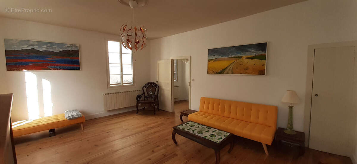 Maison à SARRANCOLIN