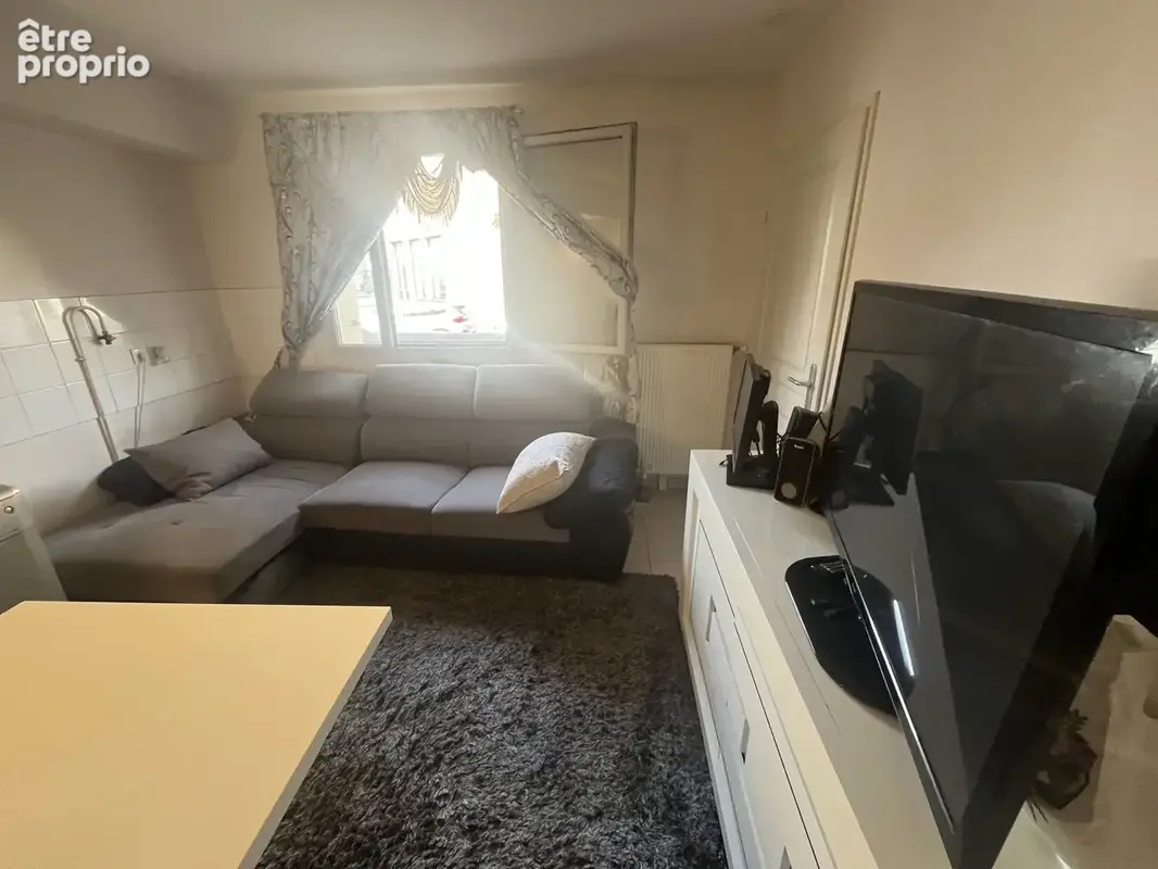 Appartement 40 m² à Fleury-Les-Aubrais  - photo 2