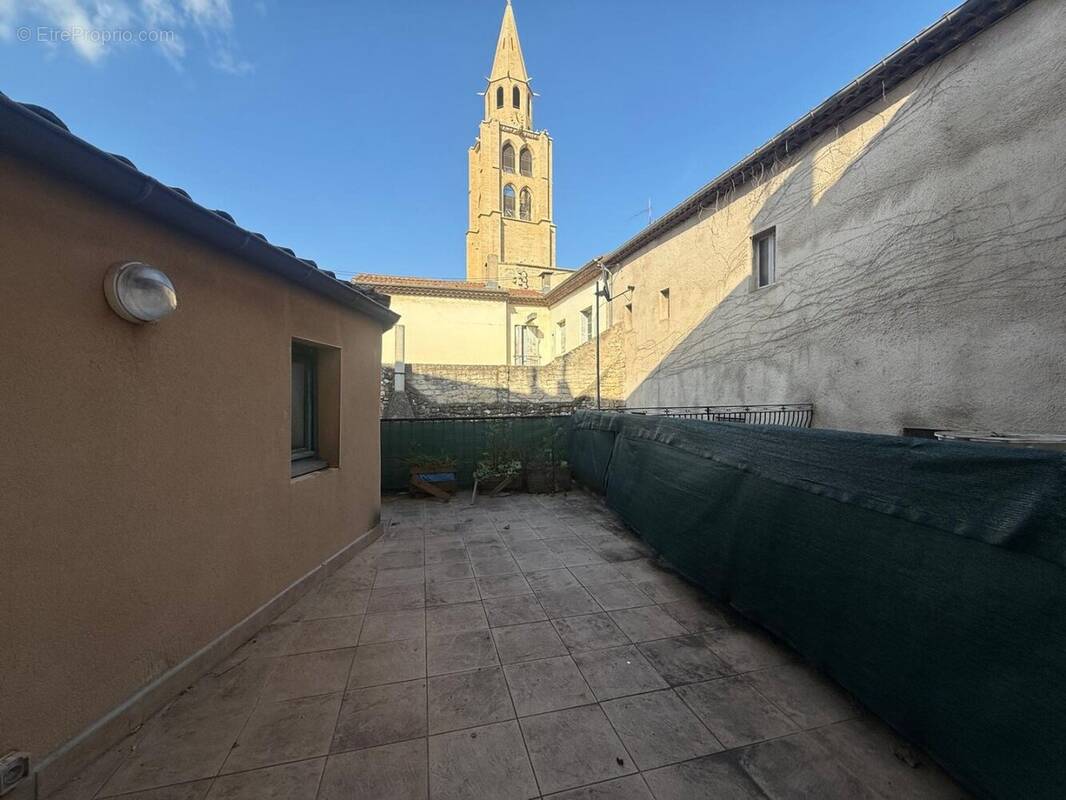 Appartement à MONTAGNAC
