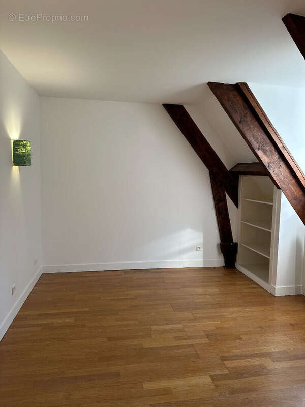 Maison à AUMONT-EN-HALATTE