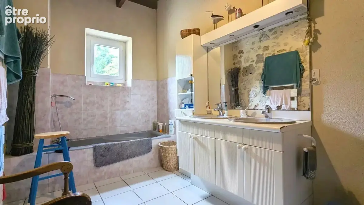Maison 343 m² à Clermont-Dessous  - photo 9