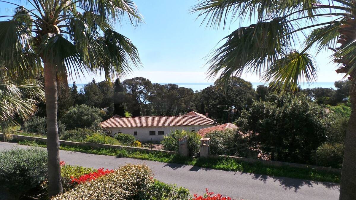 Appartement à LES ISSAMBRES