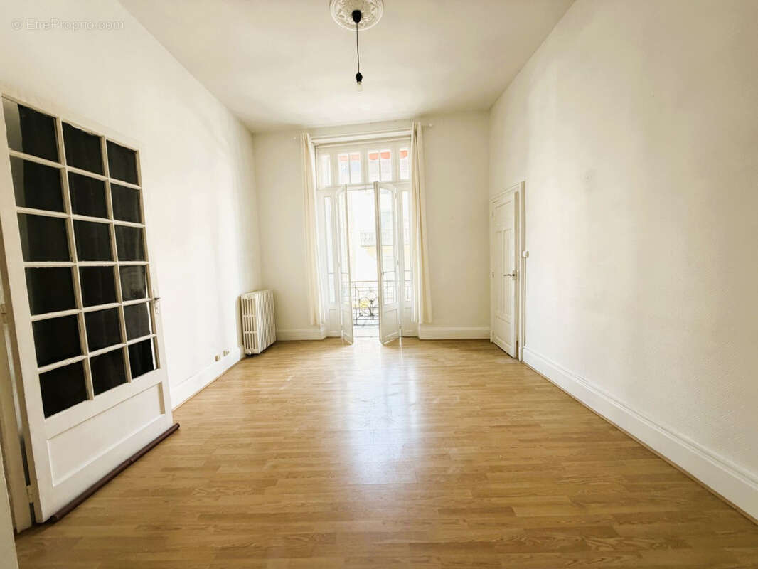 Appartement à VICHY