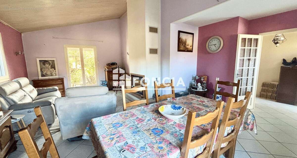 Maison à VILLELONGUE-DE-LA-SALANQUE