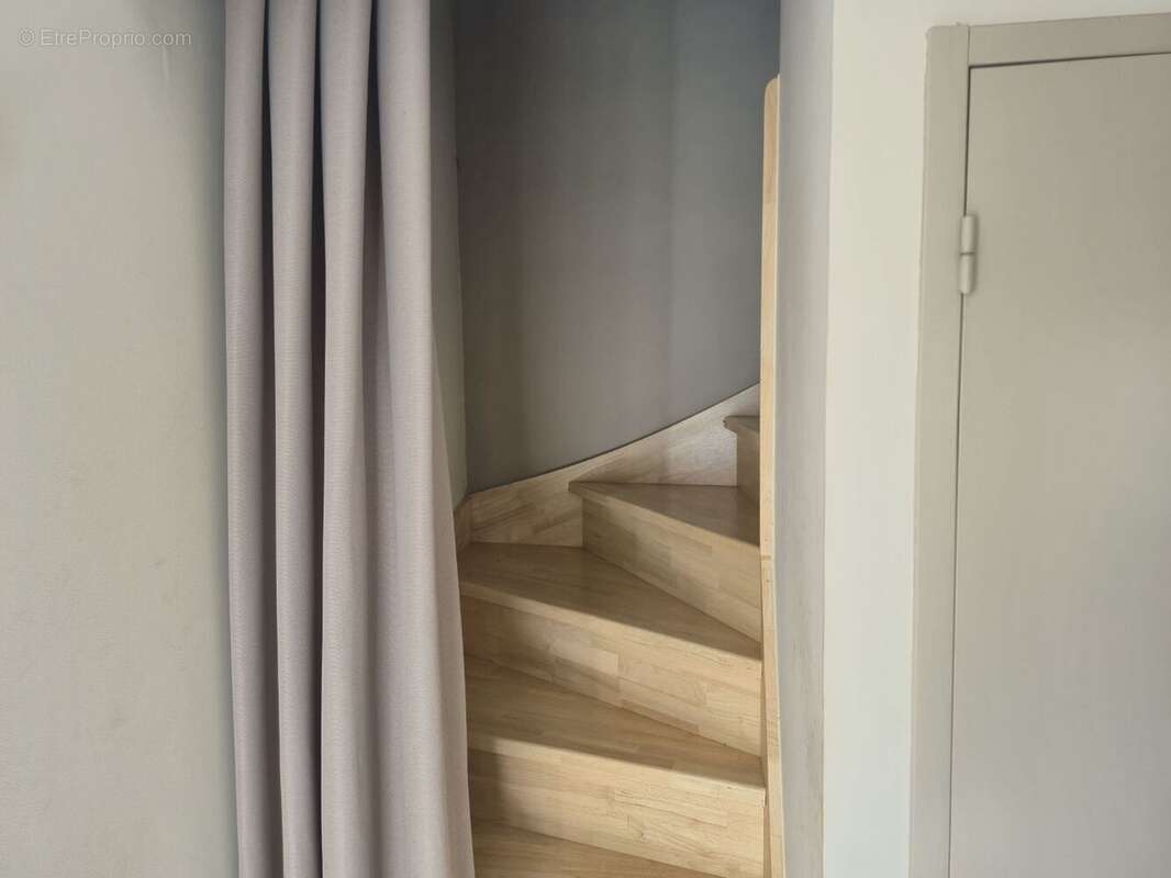 Appartement à DECAZEVILLE