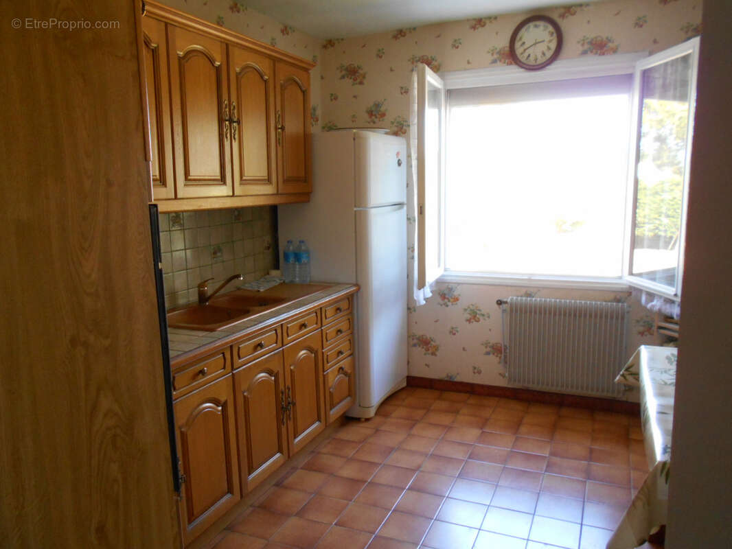 Maison à SAINT-GEORGES-SUR-LA-PREE