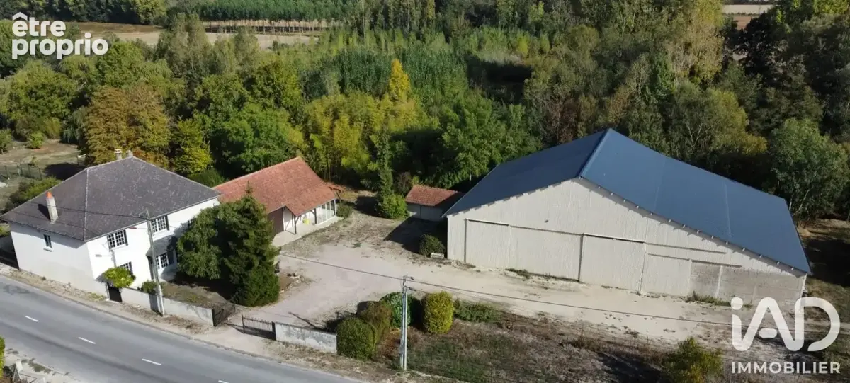Photo 1 - Maison à CHARNY-LE-BACHOT