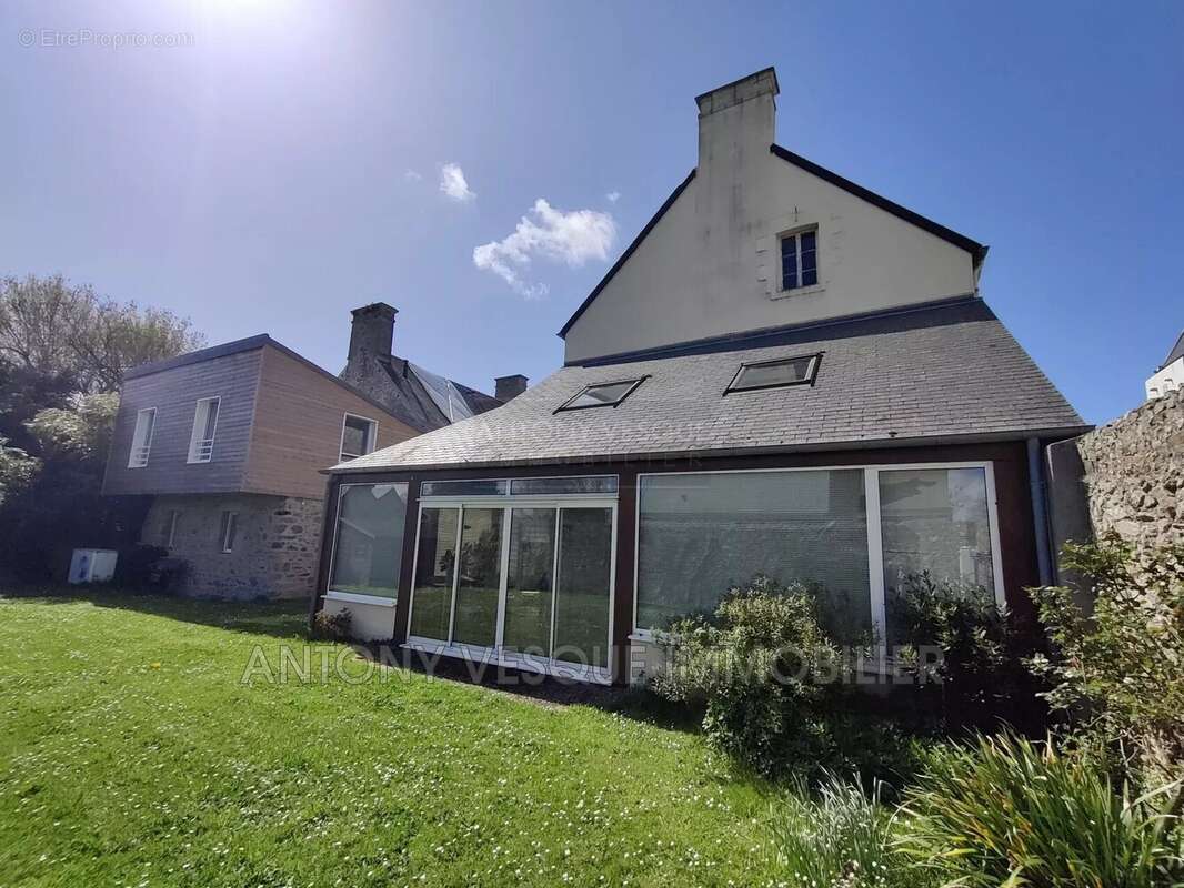 Maison à AGON-COUTAINVILLE