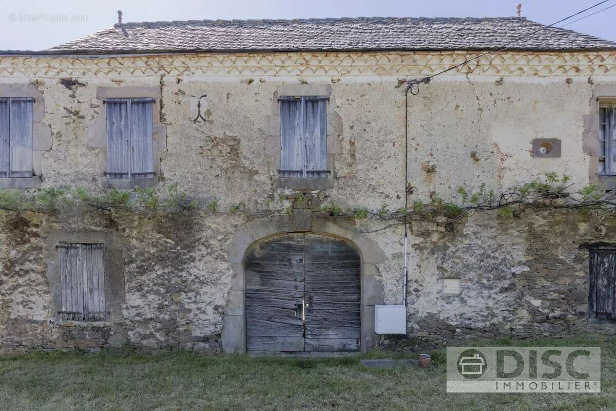 Maison à MONTIRAT
