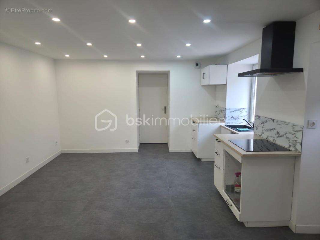 Maison à VILLARD-BONNOT