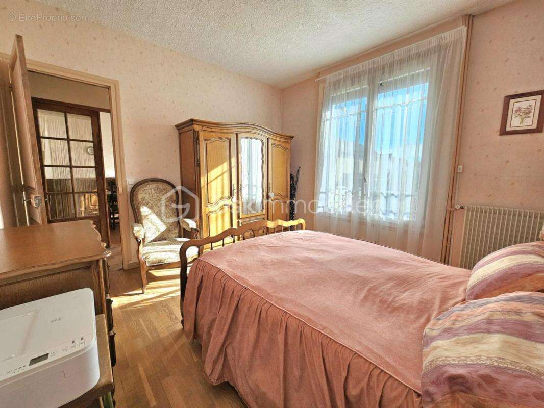 Pavillon possible 2 logements et 4 chambres 156m² garage jardin 340m² - photo 14