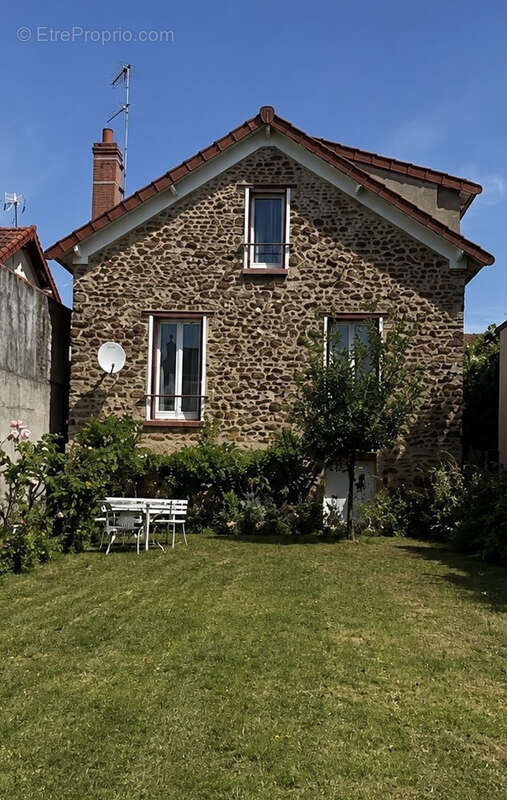 Maison à VILLENEUVE-SAINT-GEORGES