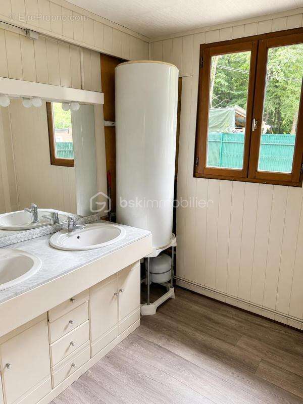Chalet de 55 m² situé dans un domaine à Egriselles le Bocage - photo 9
