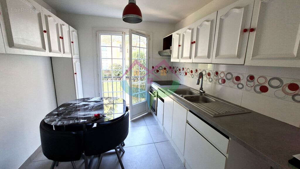 Appartement à SAINT-RAPHAEL