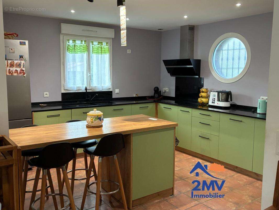 Maison à BELIN-BELIET