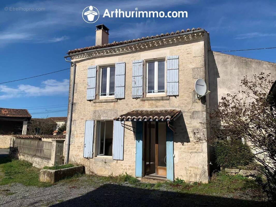 Maison à CHERBONNIERES