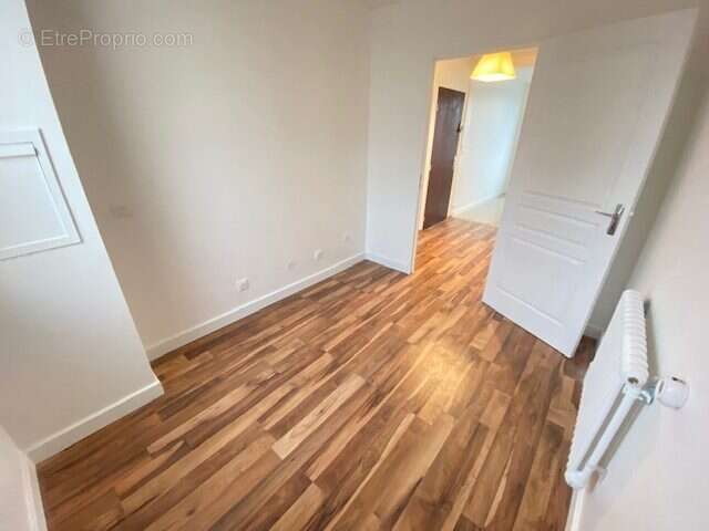 Appartement à MONTIGNY-LE-BRETONNEUX