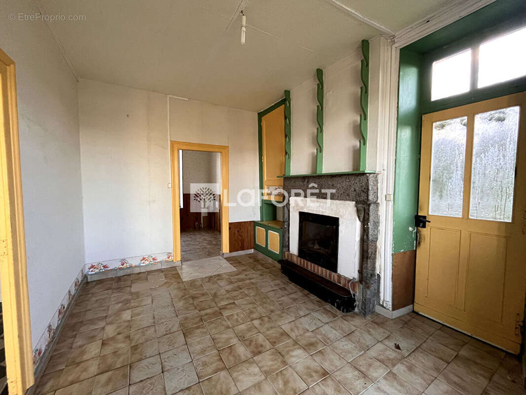 Maison à SAINT-ANDRE-DE-MESSEI