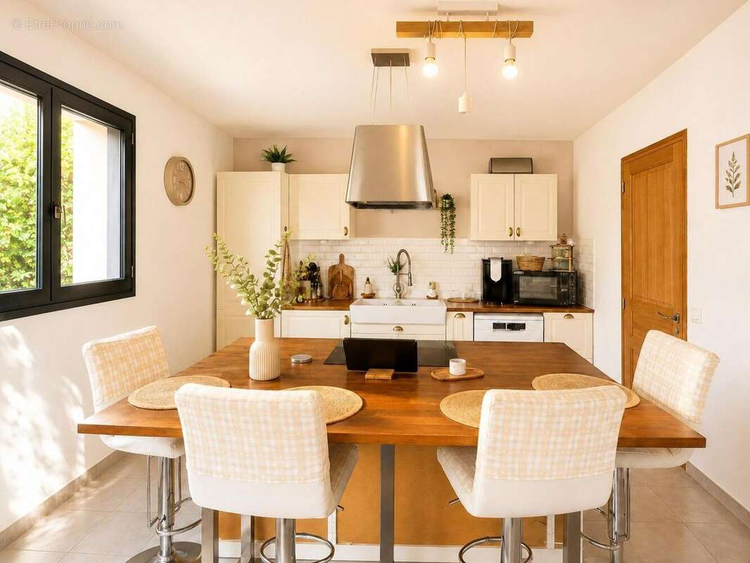 Maison 170 m² à Savonnieres  - photo 9