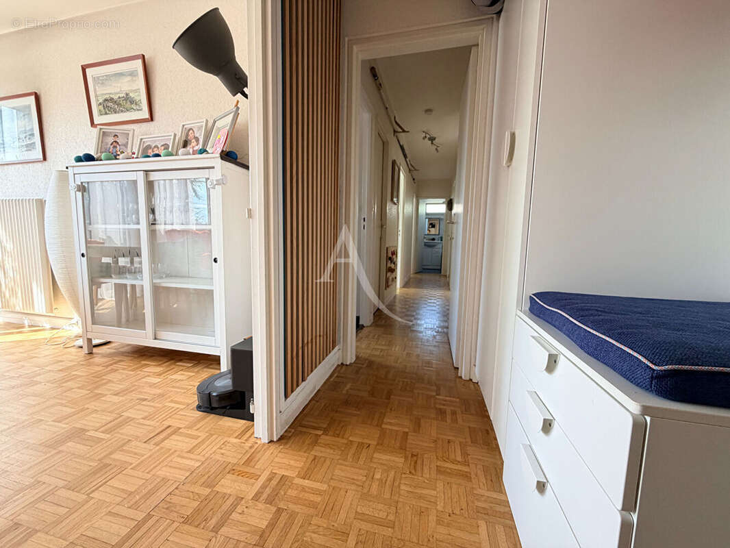 Appartement à GIF-SUR-YVETTE