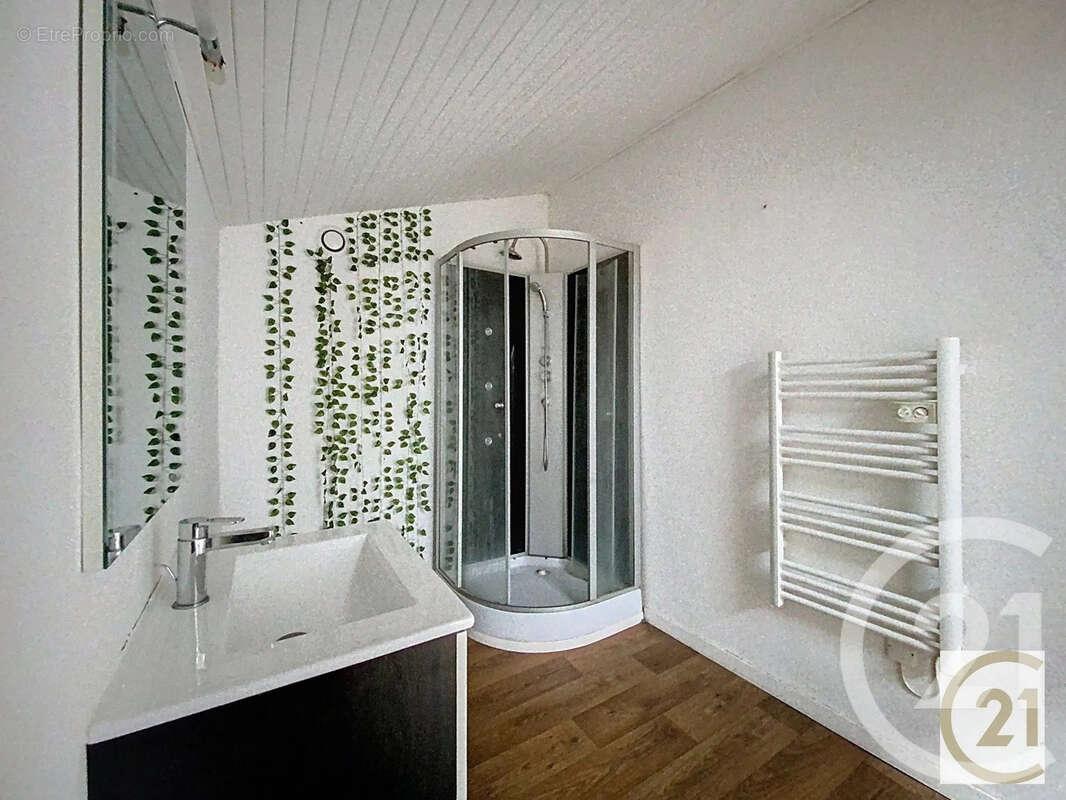 Appartement à VILLENOUVELLE