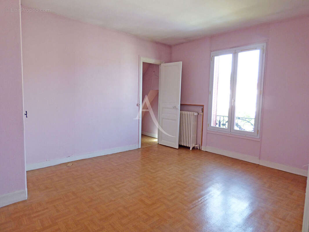 Maison à NEUILLY-SUR-MARNE