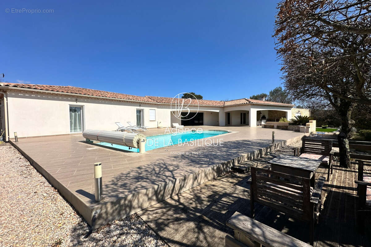 Maison à OLLIERES
