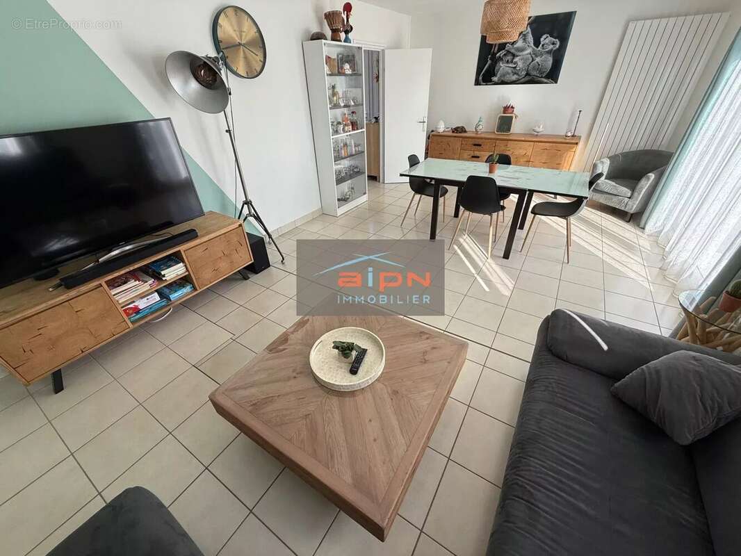 Maison à SAINT-ETIENNE-DU-ROUVRAY